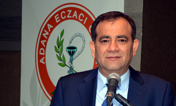 Özkan, “Hastaların hayatı PTT’ye emanet edilemez”