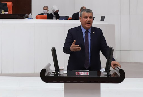 Barut: Erteleme kararından dönülsün