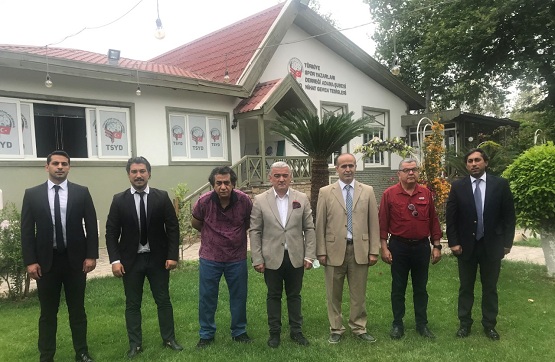 TSYD Demirspor’u kutladı