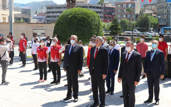 19 Mayıs kutlanıyor