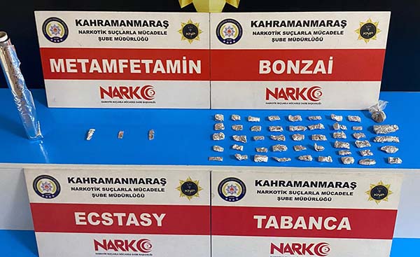 Uyuşturucu satanlar tutuklandı