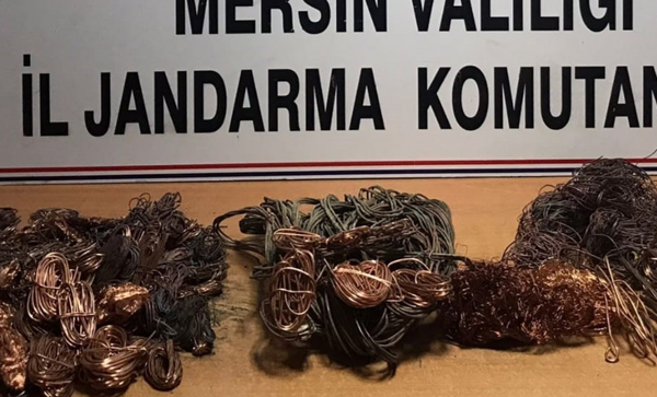 Trafonun kablolarını çaldılar