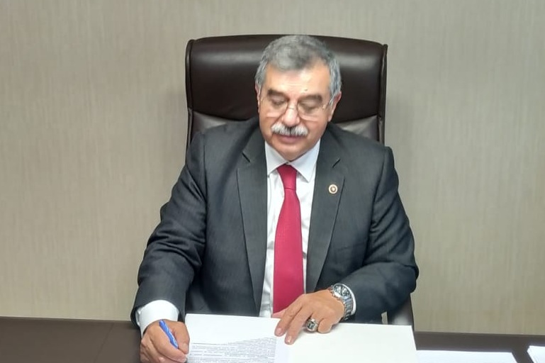 ÇULHAOĞLU: KÖYLÜ HACZE DÜŞTÜ