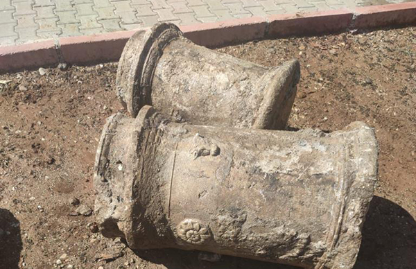 Evinin bahçesinde izinsiz kazı yaptı