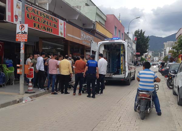 Kaza anı güvenlik kamerasına yansıdı