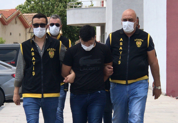 Tehditle 500 bin liralık senet imzalattı