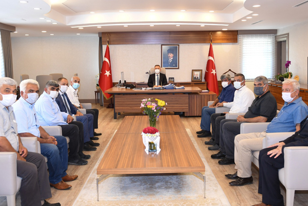 Muhtarlardan Vali Elban’a ziyaret
