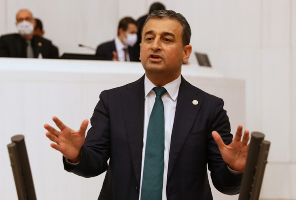 Yerel basına son darbeyi vurdu