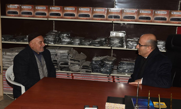 Vali Demirtaş'tan Saydam Caddesi Esnafına Ziyaret