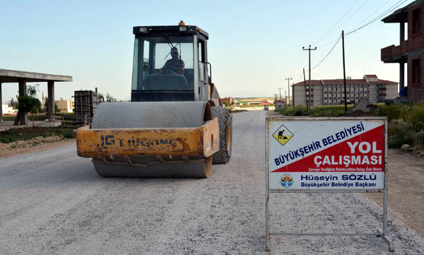 İmamoğlu’na asfalt yol hizmeti