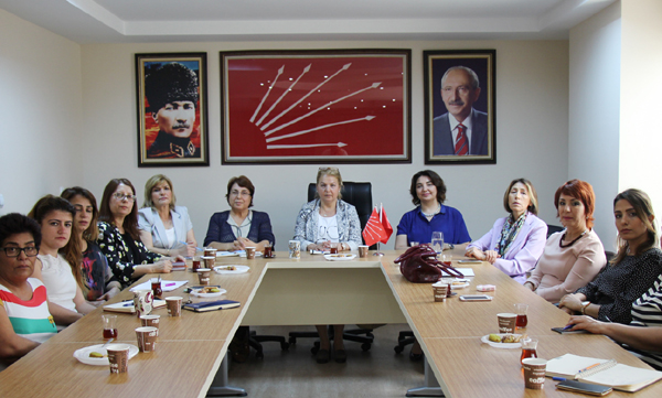 CHP’li kadın ‘yerel milletvekilleri’ buluştu