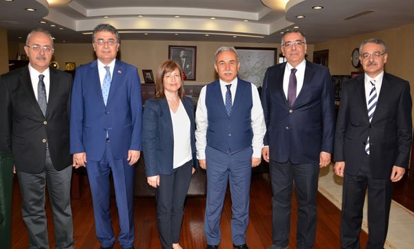 Vali Büyük,