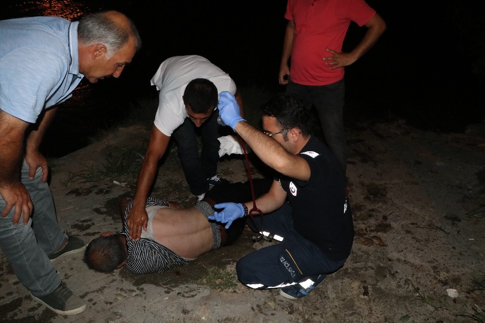 Sulama kanalına düşen alkollü şahıs ölümden döndü