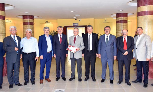 Murat Karayalçın’dan Başkan Karalar’a ziyaret