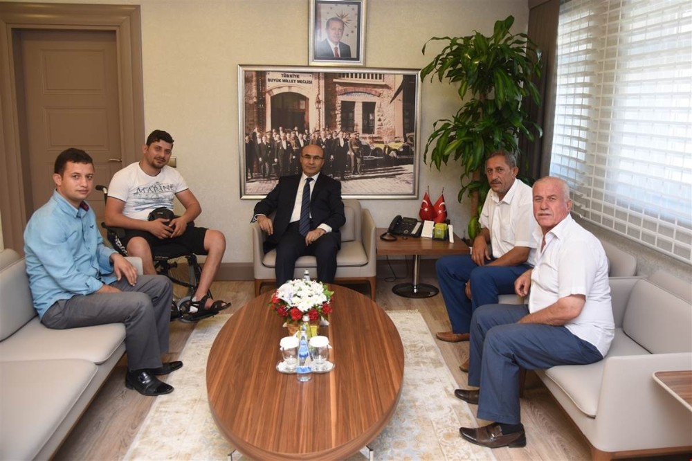 Vali Demirtaş: