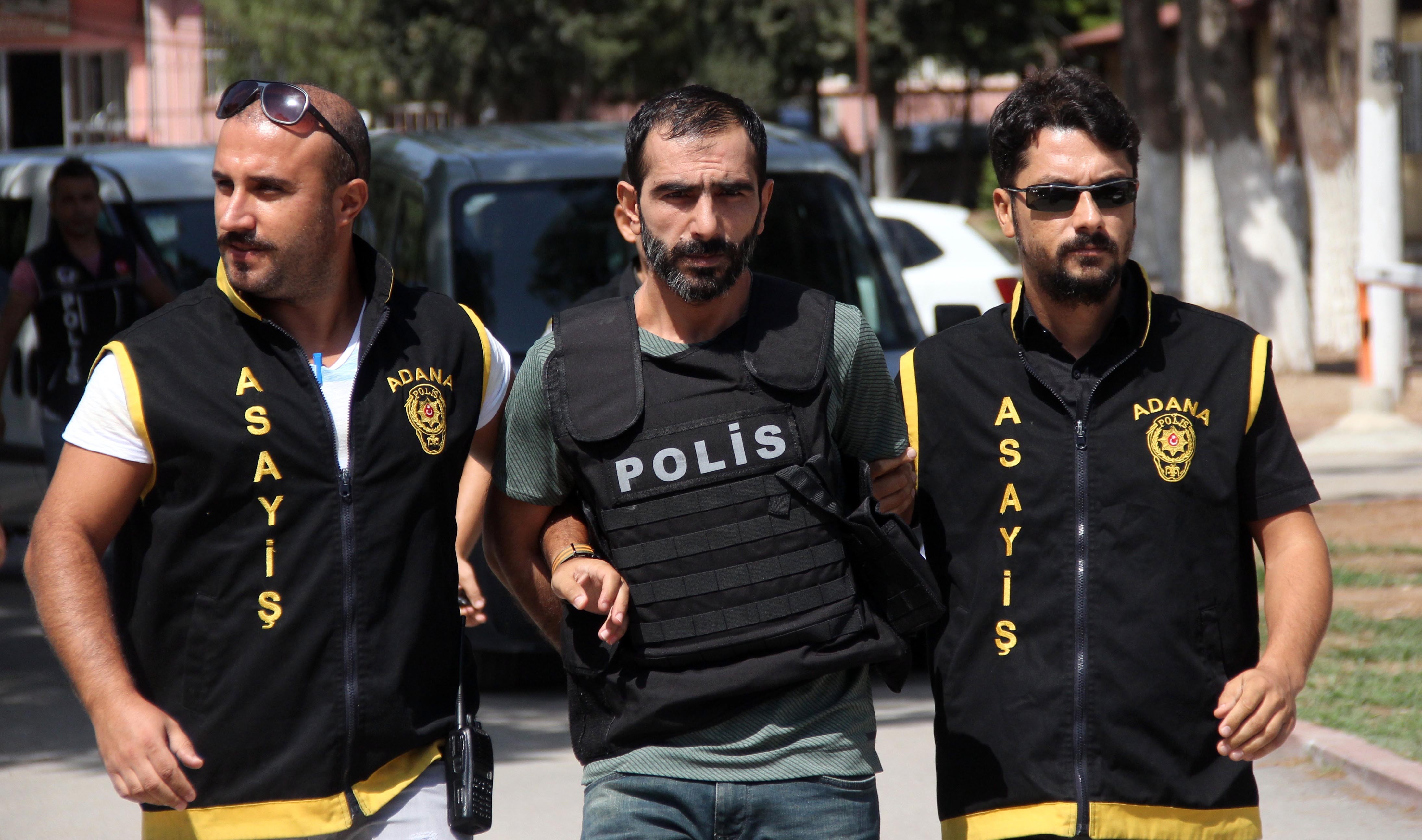 İki kişiyi öldüren suç makinesi tutuklandı
