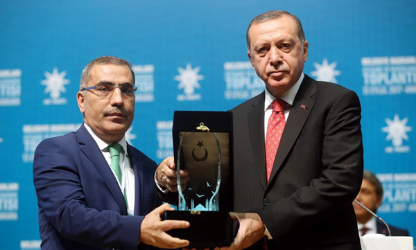 Cumhurbaşkanı Erdoğan'dan Çelikcan'a ödül
