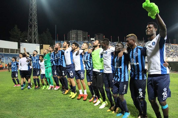 Şimşek üçleme peşinde