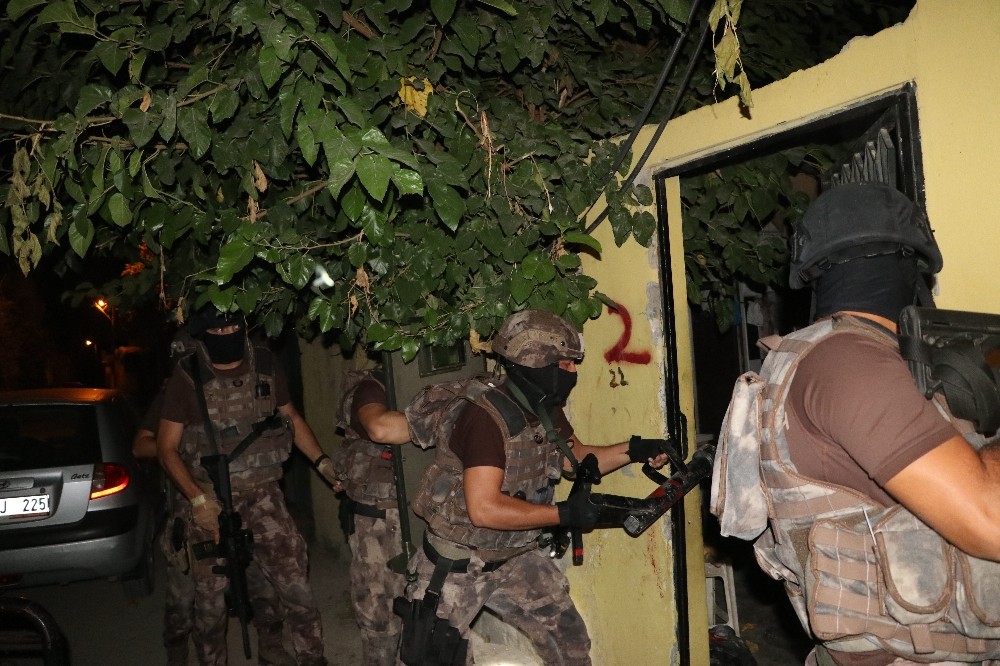 Adana merkezli 3 ilde uyuşturucu operasyonu: 18 gözaltı