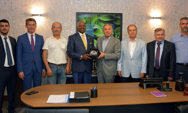 Ruanda Büyükelçisi’nden AOSB’ye ziyaret