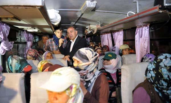 Gürsel Tekin, Adana’da tarım işçilerini ziyaret edecek
