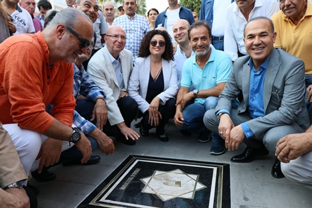 Adana'da 'Yıldızlar Kaldırımı' açıldı