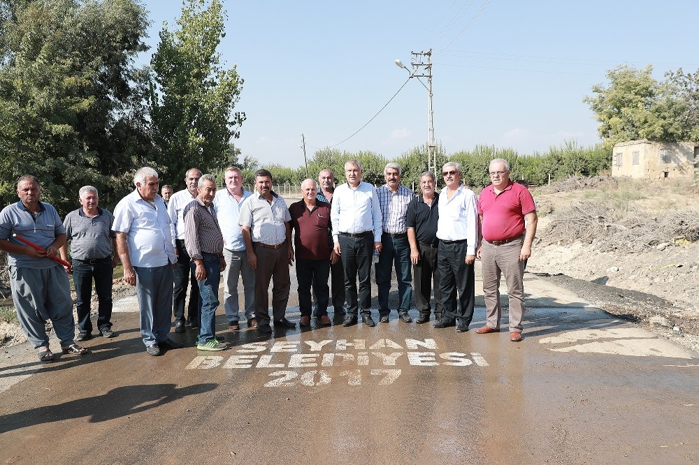 Seyhan’da asfalt hamlesi devam ediyor