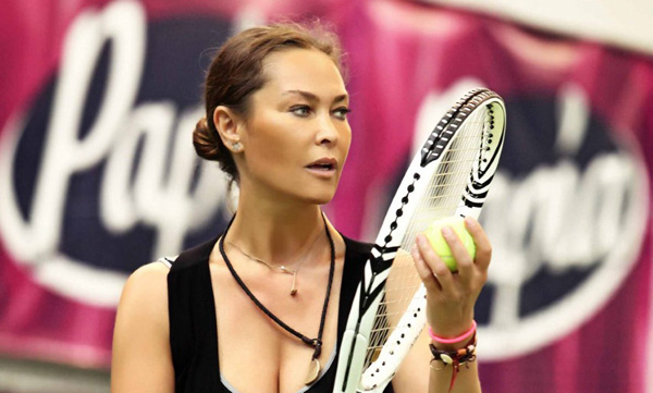 Hülya Avşar, Büyükakçay ve Soylu Adana'ya geliyor