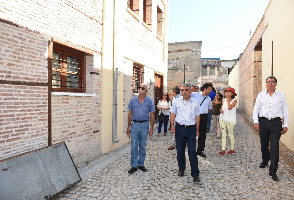 Adana’da tarihi sokak restore ediliyor