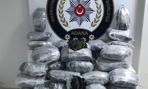 Adana’da 87 kilo esrar ele geçirildi