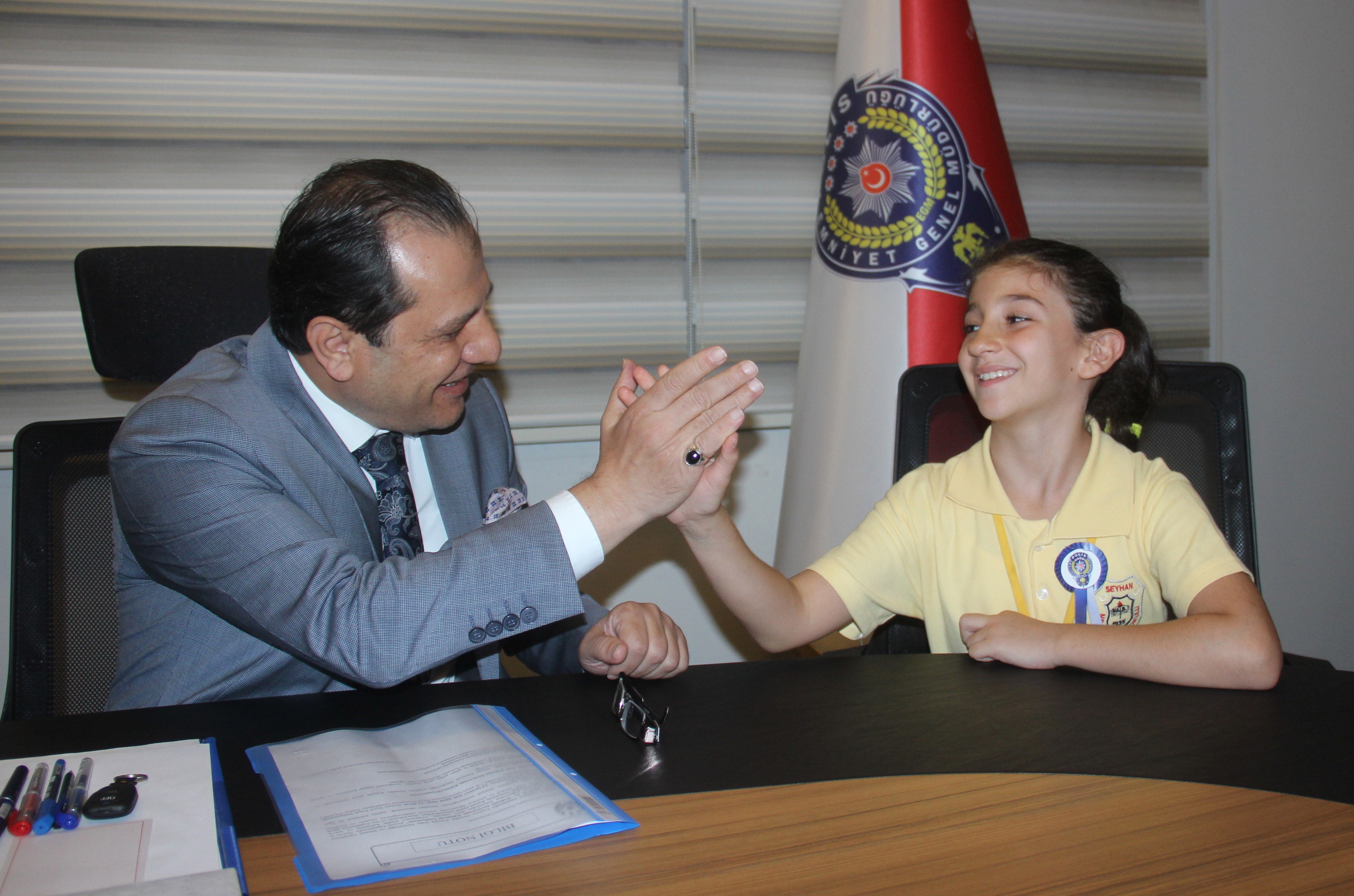 Öğrenci baş müdür oldu