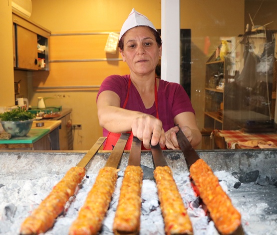 Kebabın kadın ustaları