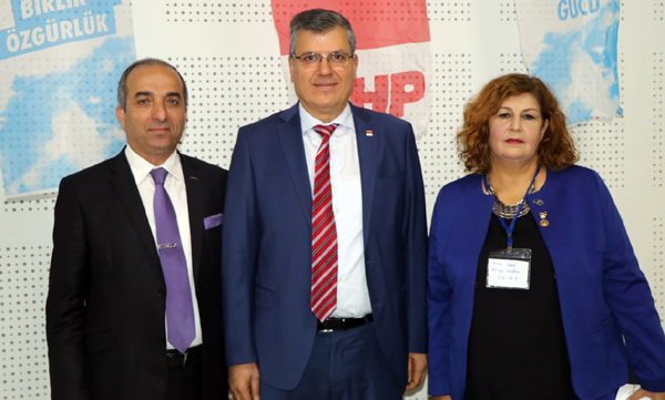 CHP’de Emel Doğan ve Şenol Eroğlu güven tazeledi