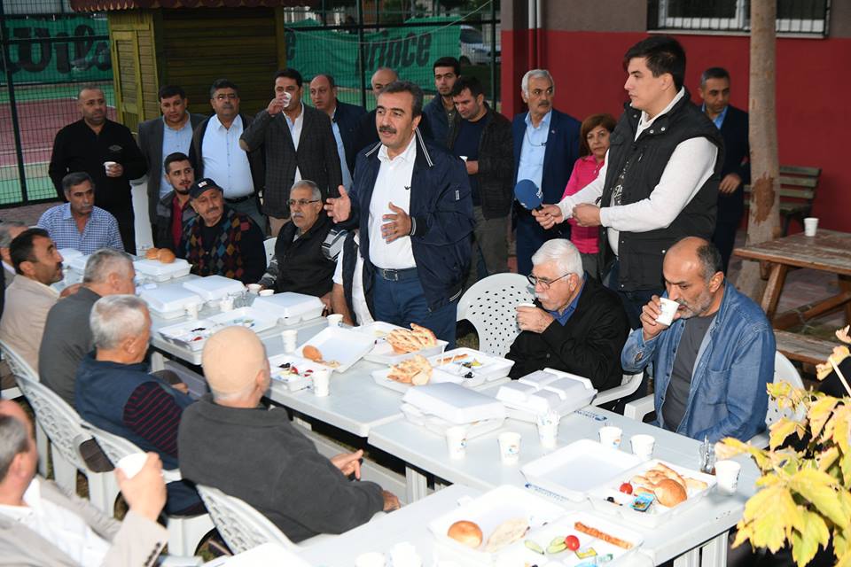 Soner Çetin gün doğmadan vatandaşın yanında