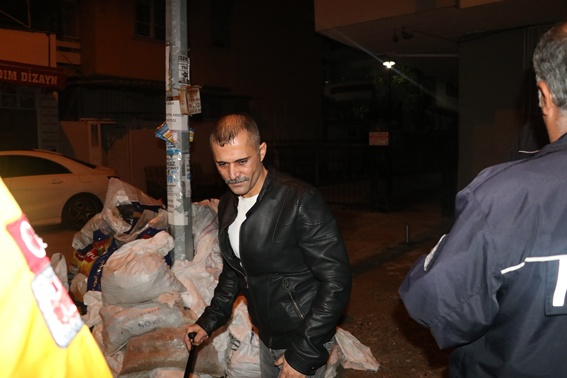 Kendini ihbar etti