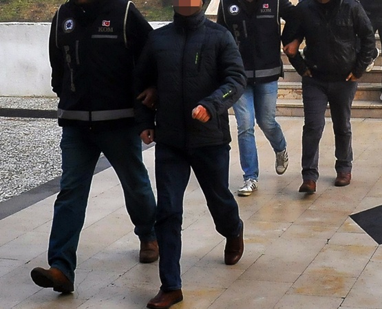 Adana'da FETÖ operasyonu