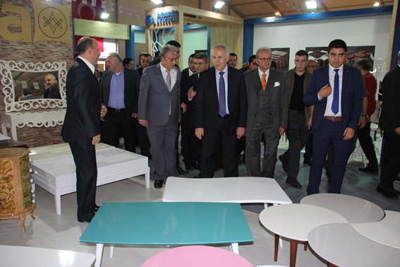 Mobilya fuarı kapılarını açtı