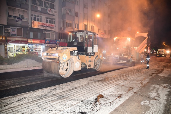 Tam gaz asfalt çalışması