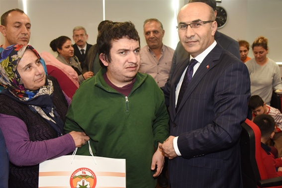 Korkmadan gülümse projesi