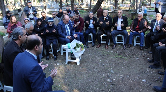 Gümüşdamla kabri başında anıldı