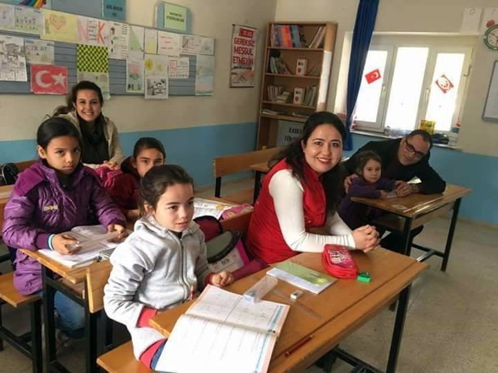 Sınav malzemeleri okullara dağıtıldı