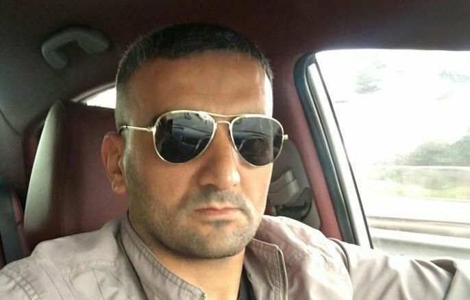 Silahlı saldırgan polisten kaçarken öldü