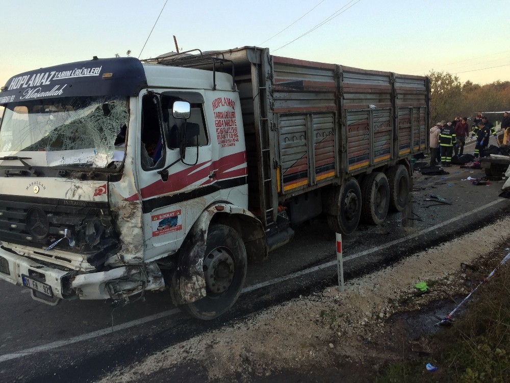 Hatay’da feci kaza: 10 ölü, 8 yaralı
