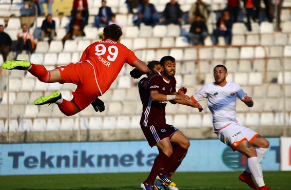 Adanaspor beraberliğe razı oldu: 2-2