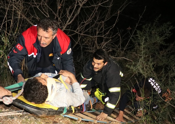 Üniversite öğrencisi 50 metrelik uçurumdan düştü