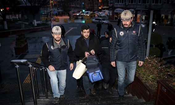 FETÖ'cü 12 eski subay adliyeye sevk edildi