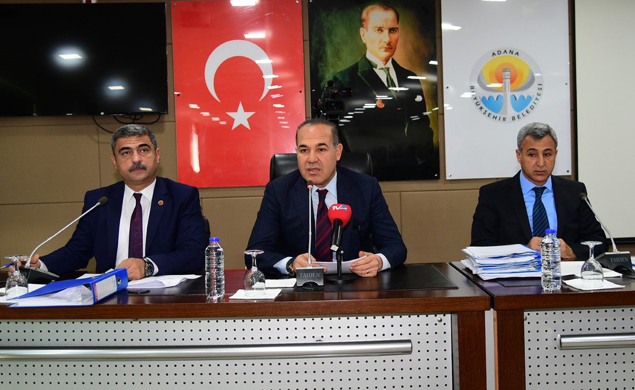 Sözlü, ''Şehrin geleceğini planlayan meclisiz''