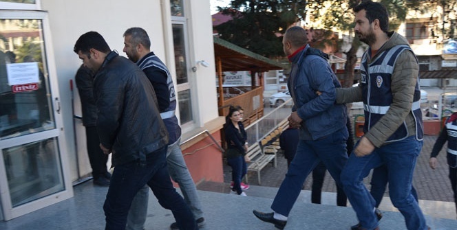 Adana’da uyuşturucu operasyonu: 8 gözaltı