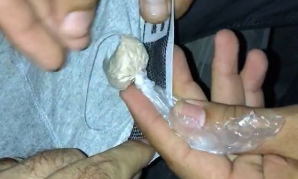 ’Baron’ yazan iç çamaşırından eroin ve kokain çıktı