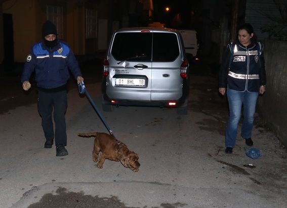 Adana Polisi torbacılara göz açtırmıyor